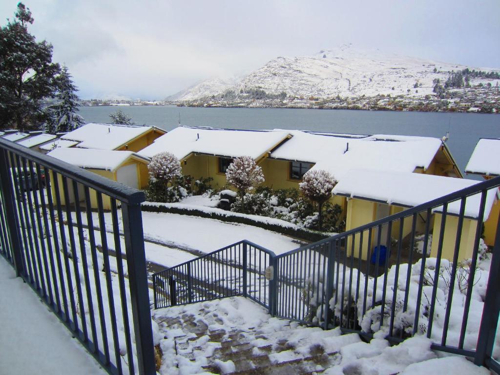 Villa Del Lago Queenstown Exterior photo